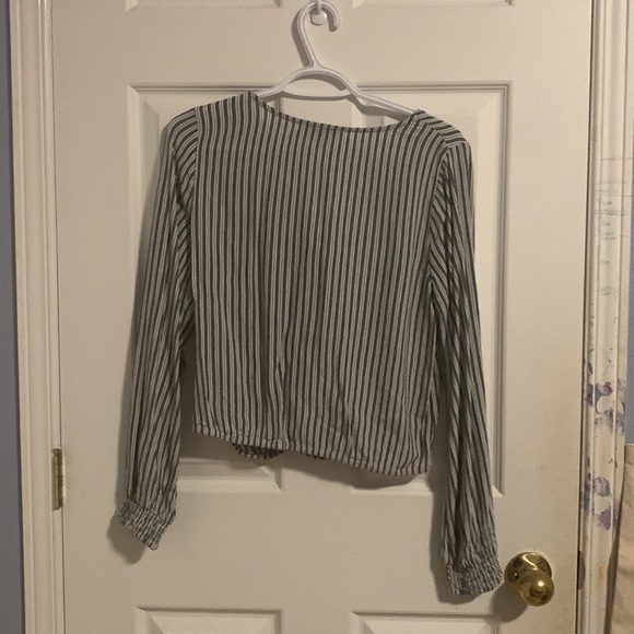 Hollister Striped Wrap Top - Picture 2 of 4